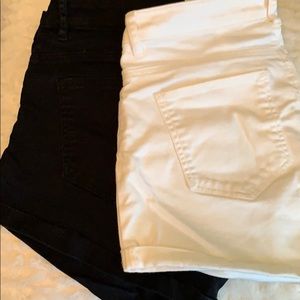 ❌SOLD❌ 2 Pack Bundle- H&M Cuffed Summer Shorts